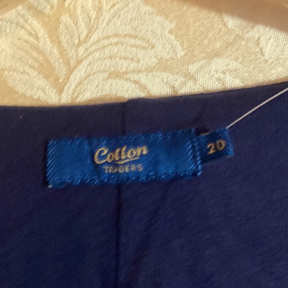 Gorgeous Tummy control printed dress blue floral size 16 US by cotton traders - Picture 4 of 6